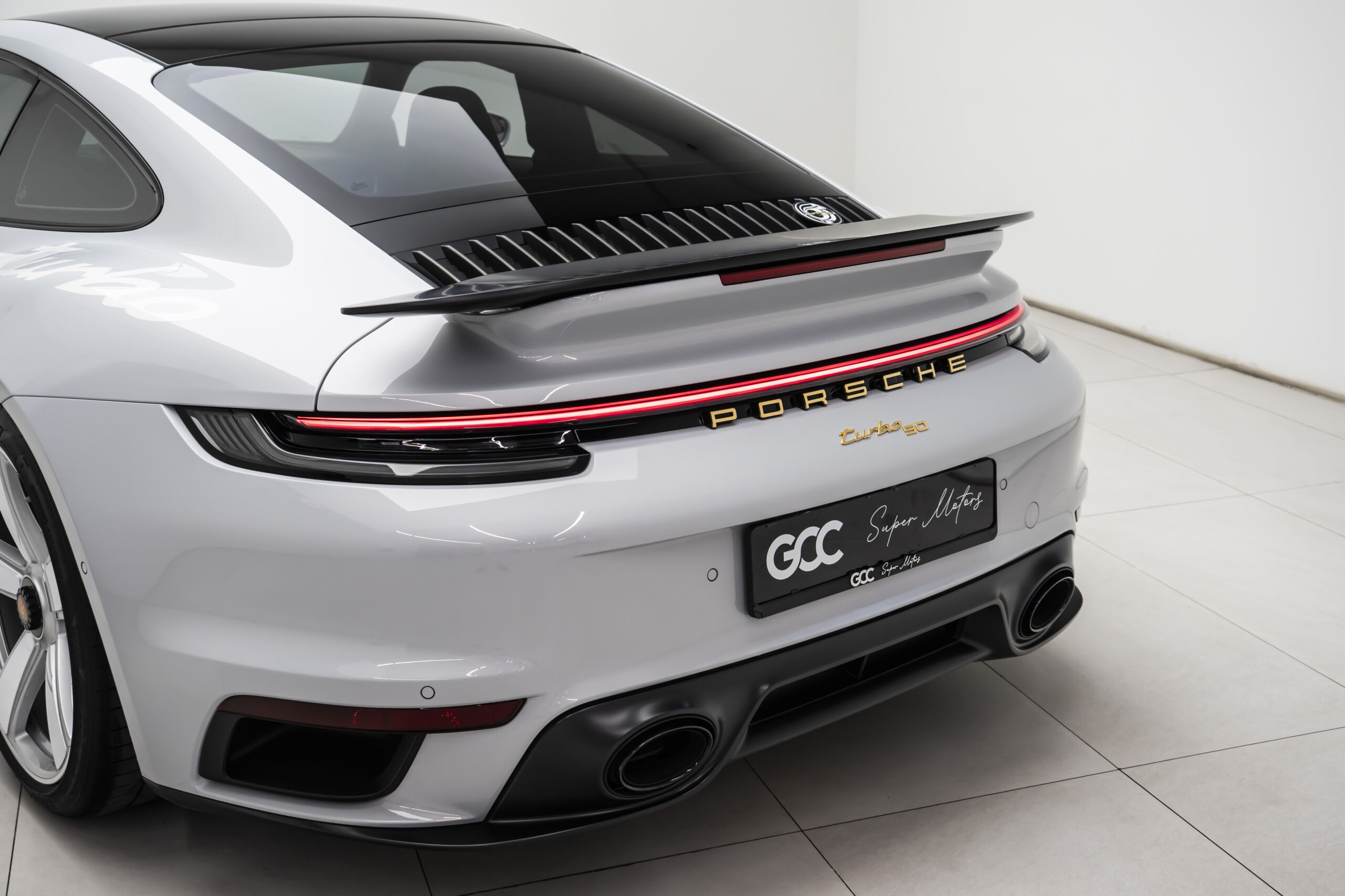 
								2025 Porsche 911 Turbo S 50 Years Heritage Design full									