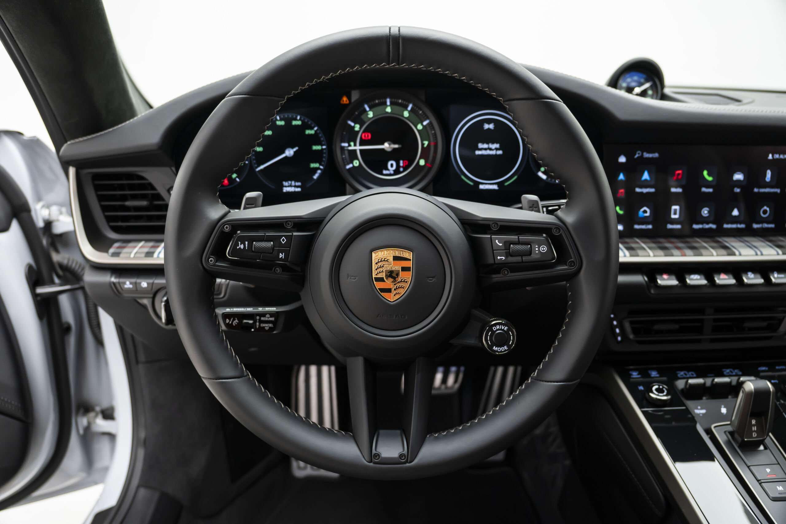 
								2025 Porsche 911 Turbo S 50 Years Heritage Design full									