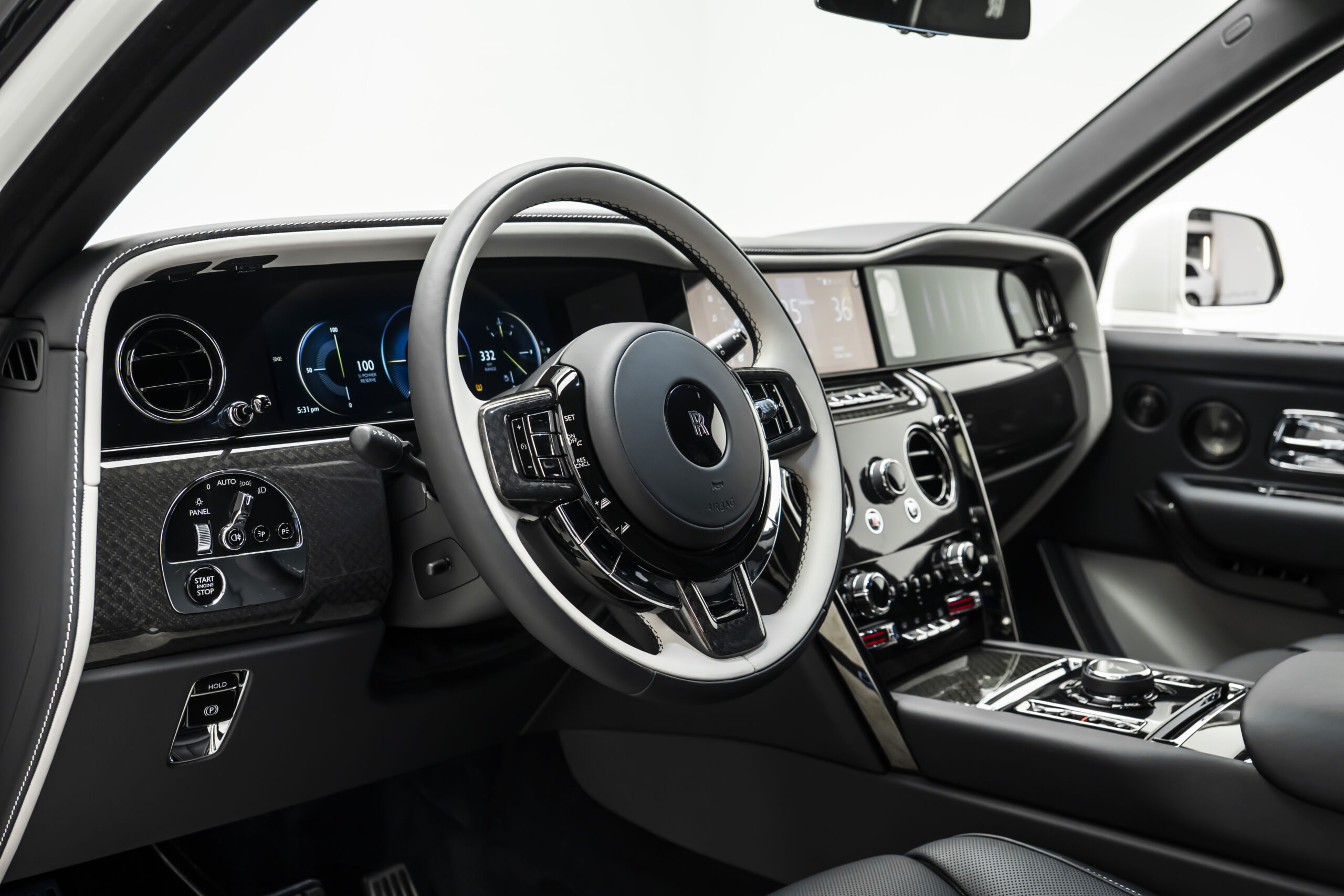 
								2025 Rolls-Royce Cullinan Black Badge full									