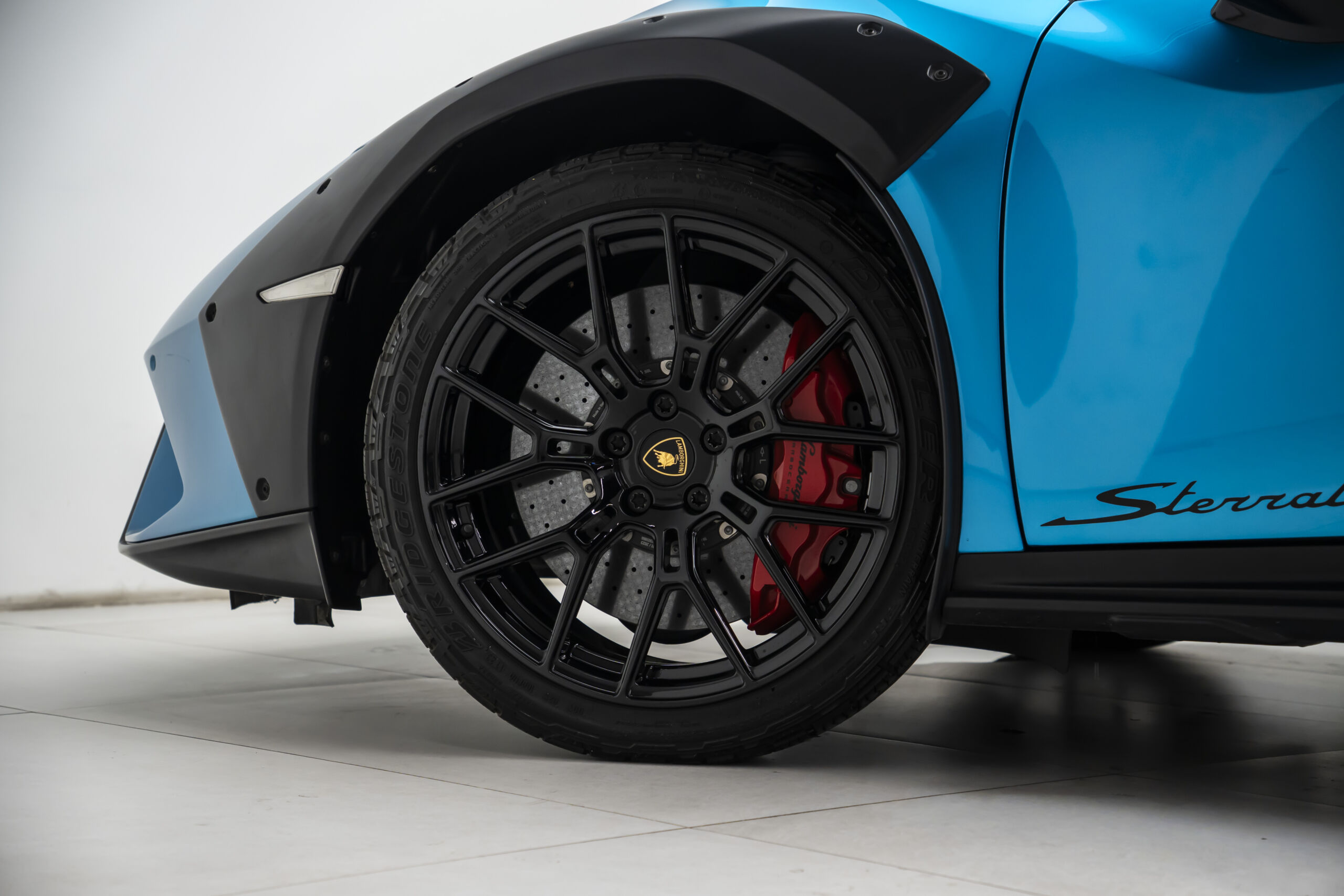 
								2023 Lamborghini Huracan Sterrato full									