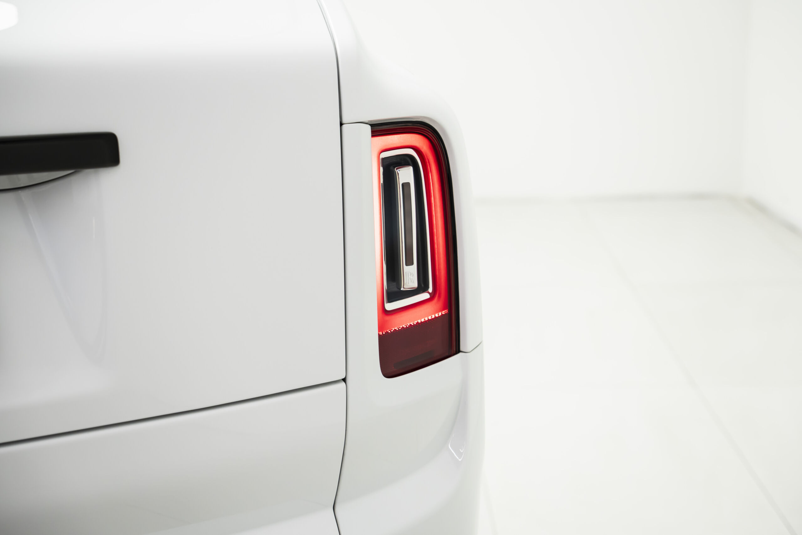 
								2024 Rolls-Royce Cullinan Black Badge full									