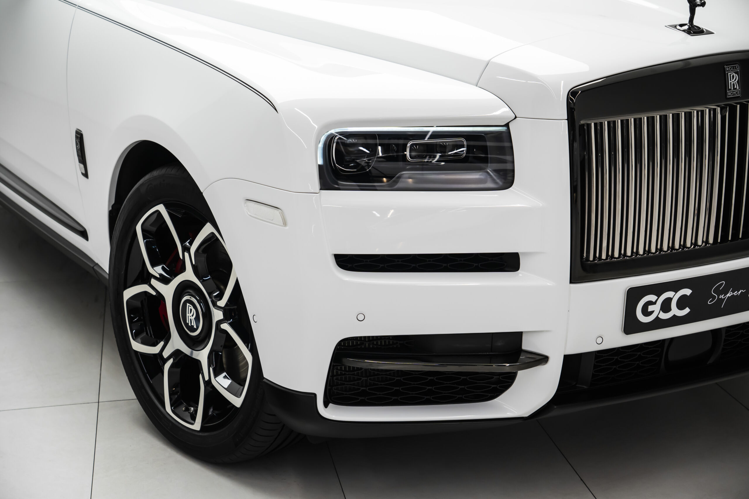 
								2024 Rolls-Royce Cullinan Black Badge full									