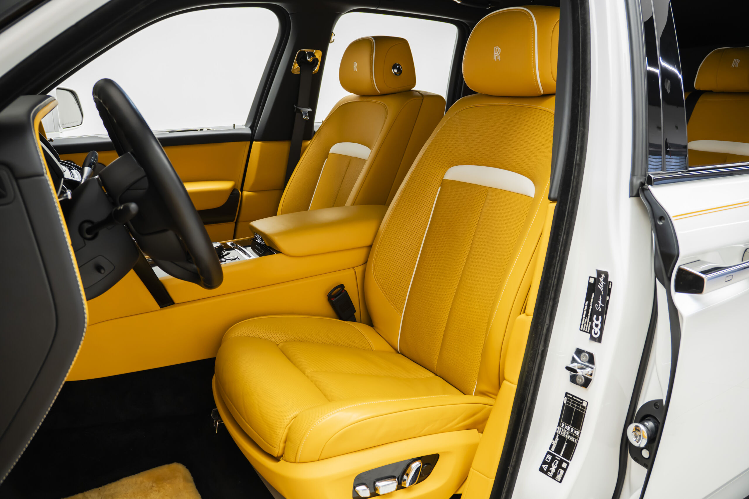 
								2024 Rolls-Royce Cullinan Black Badge full									