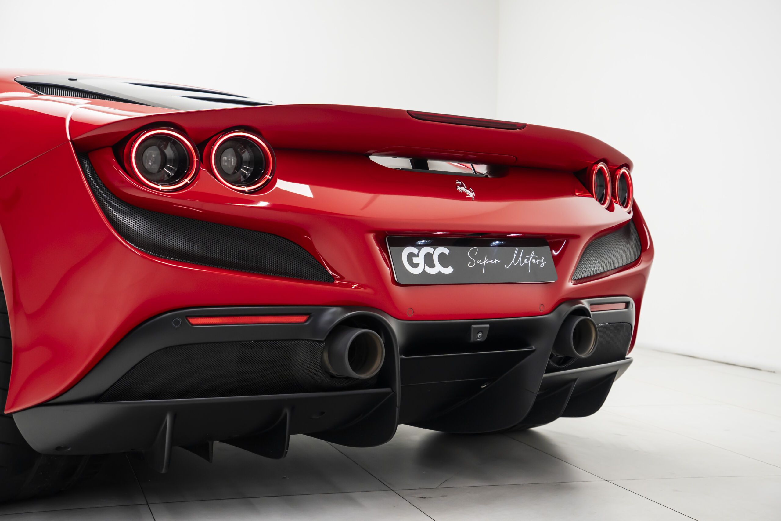 
								2021 Ferrari F8 Tributo full									