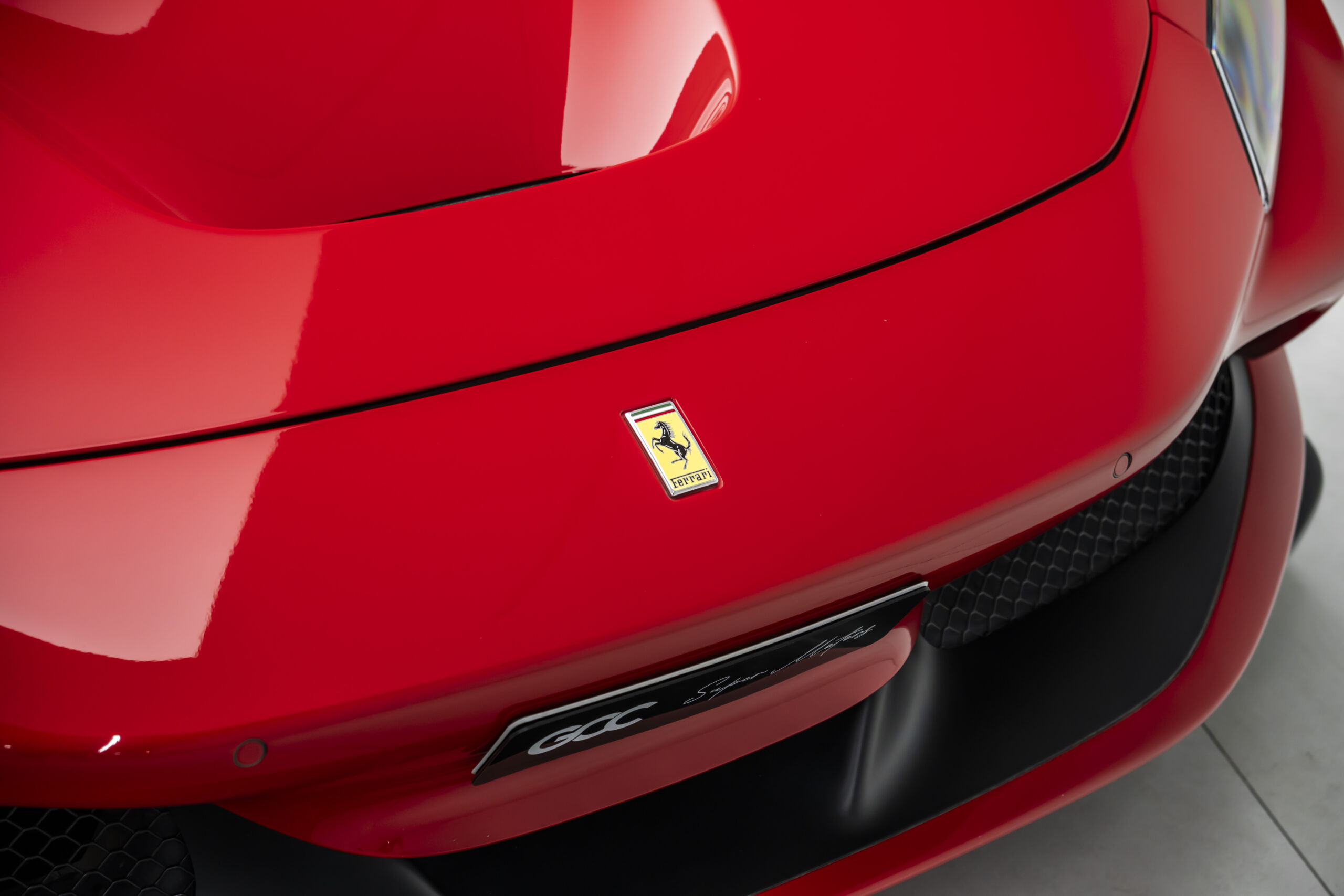 
								2021 Ferrari F8 Tributo full									