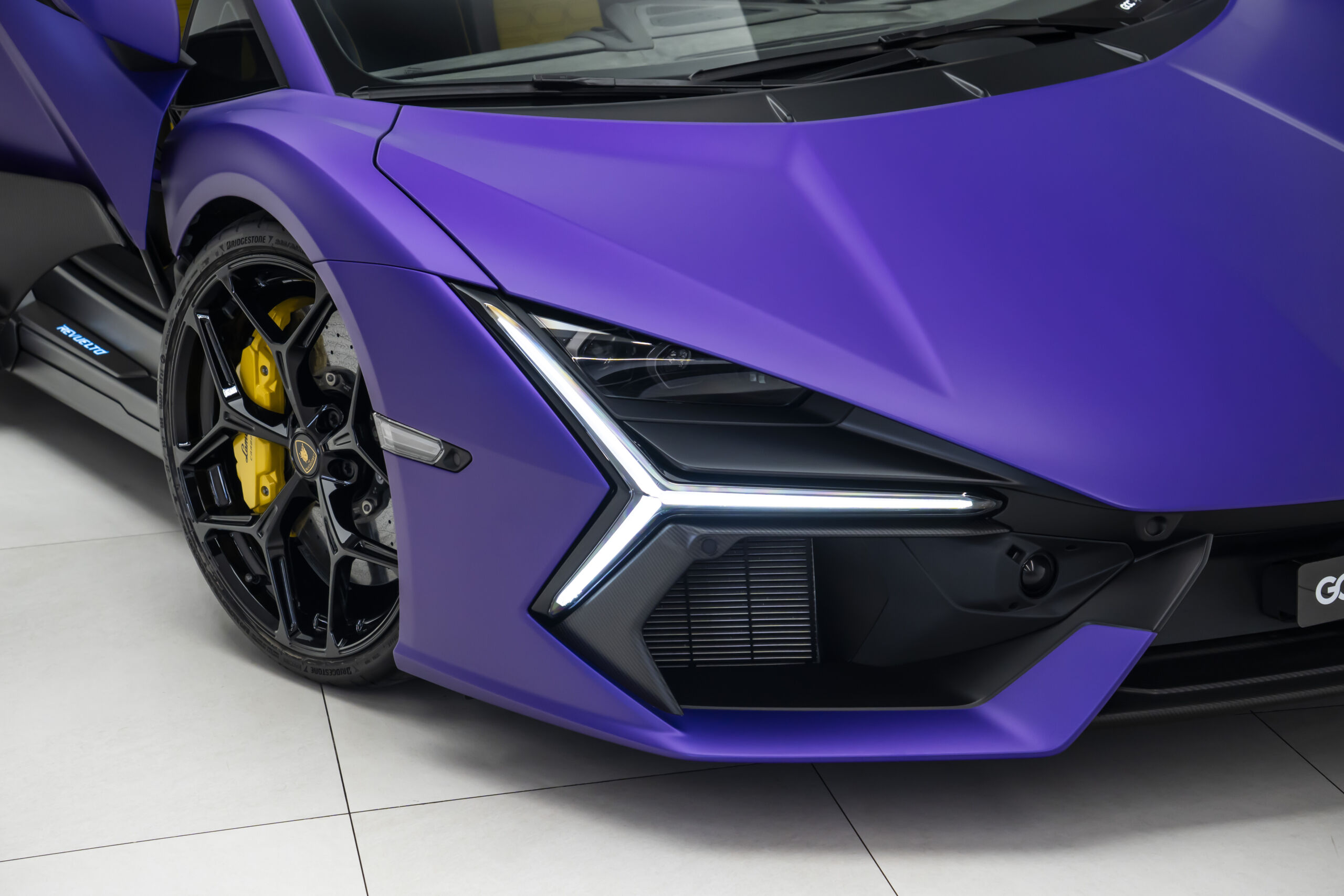 
								2025 Lamborghini Revuelto Ad Personam full									