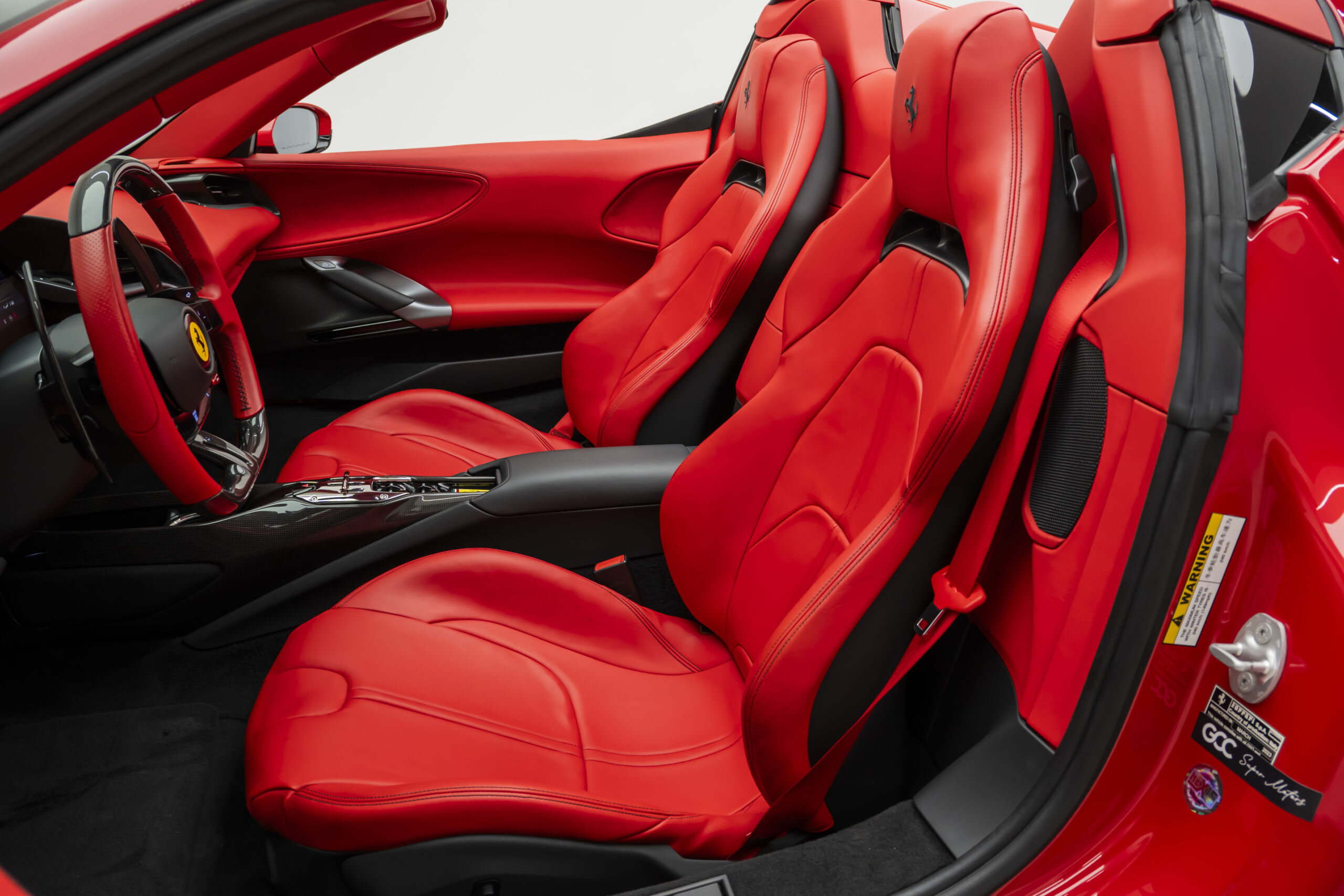 
								2023 Ferrari SF90 Spider full									