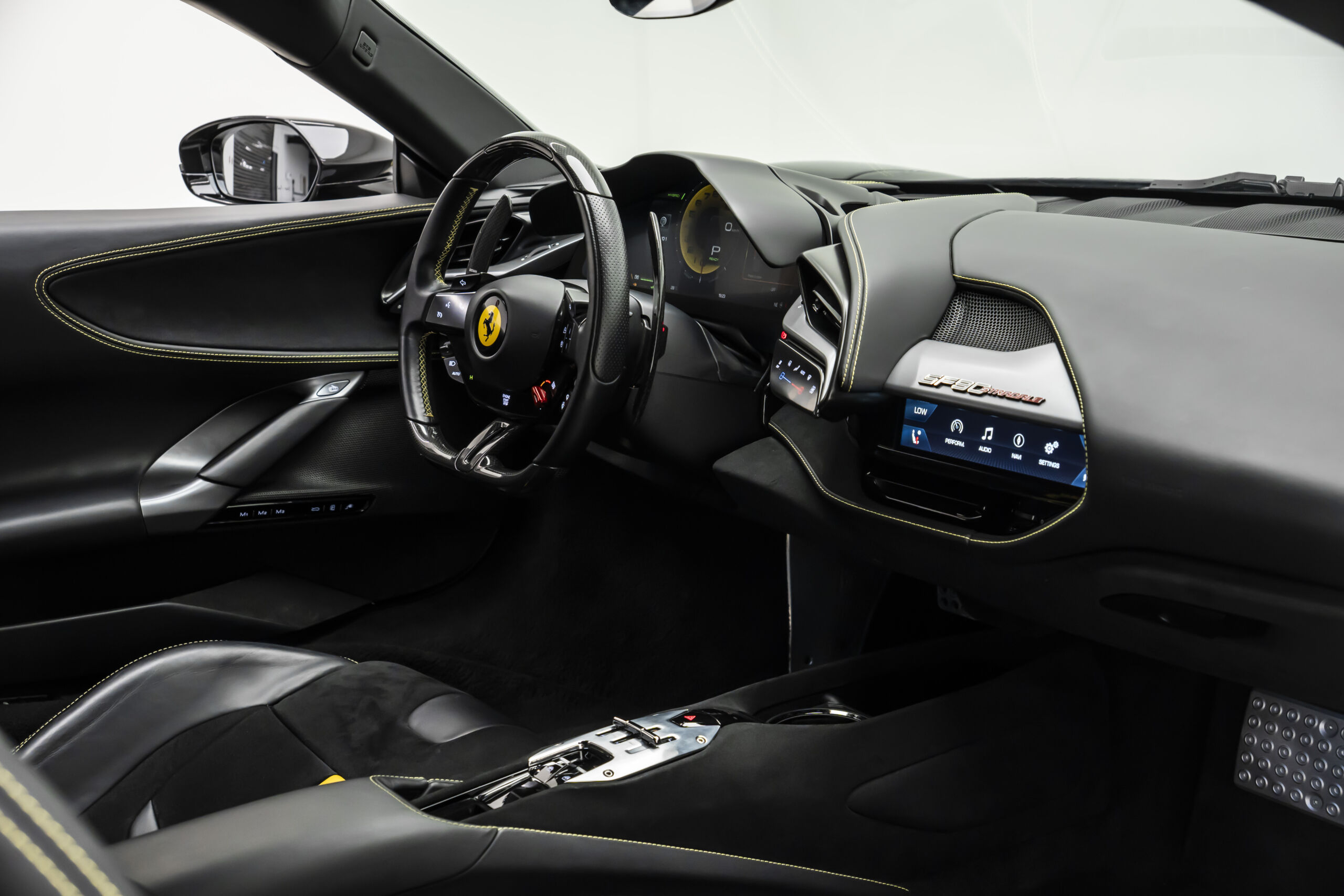 
								2021 Ferrari SF90 Stradale full									