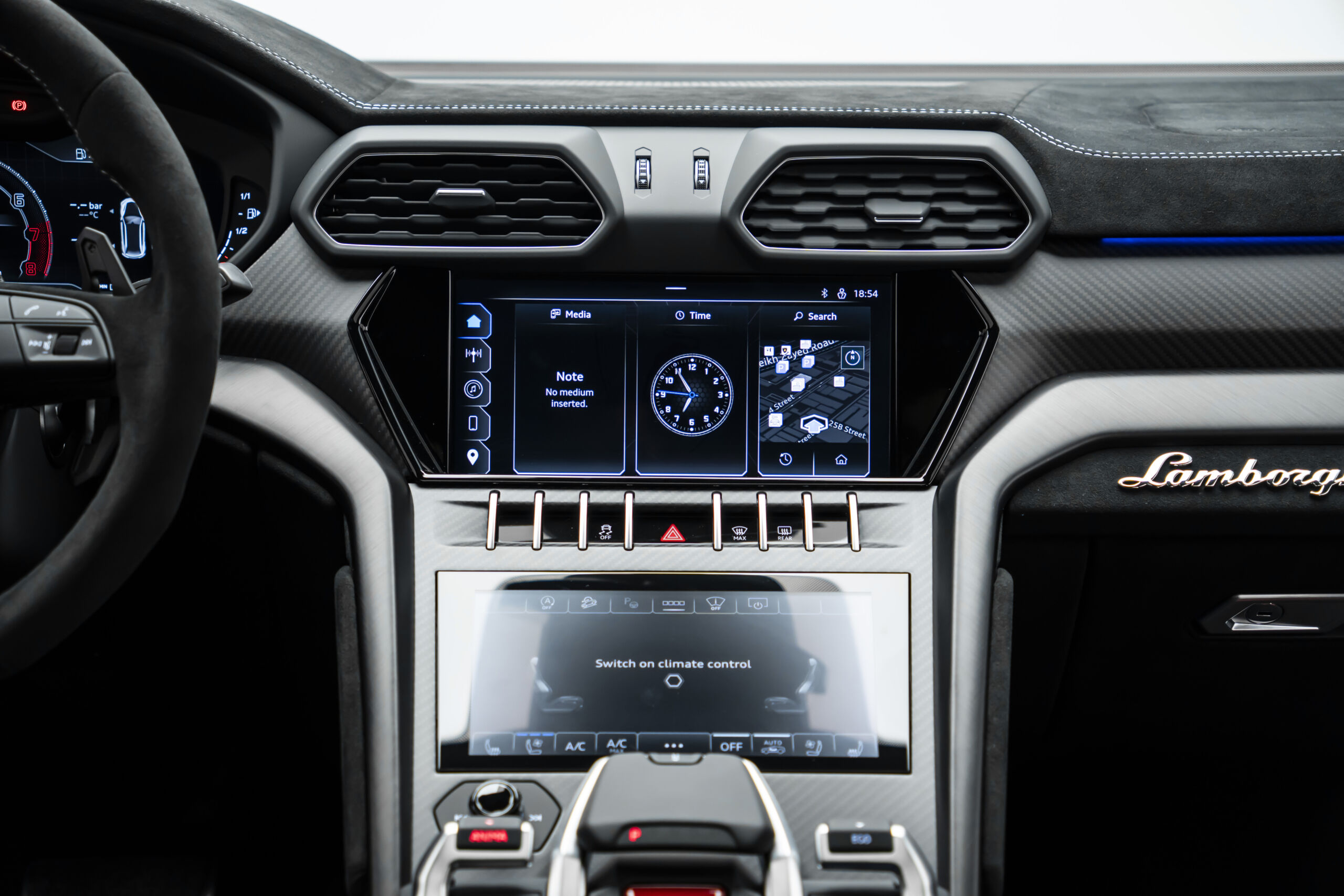
								2024 Lamborghini Urus Performante full									