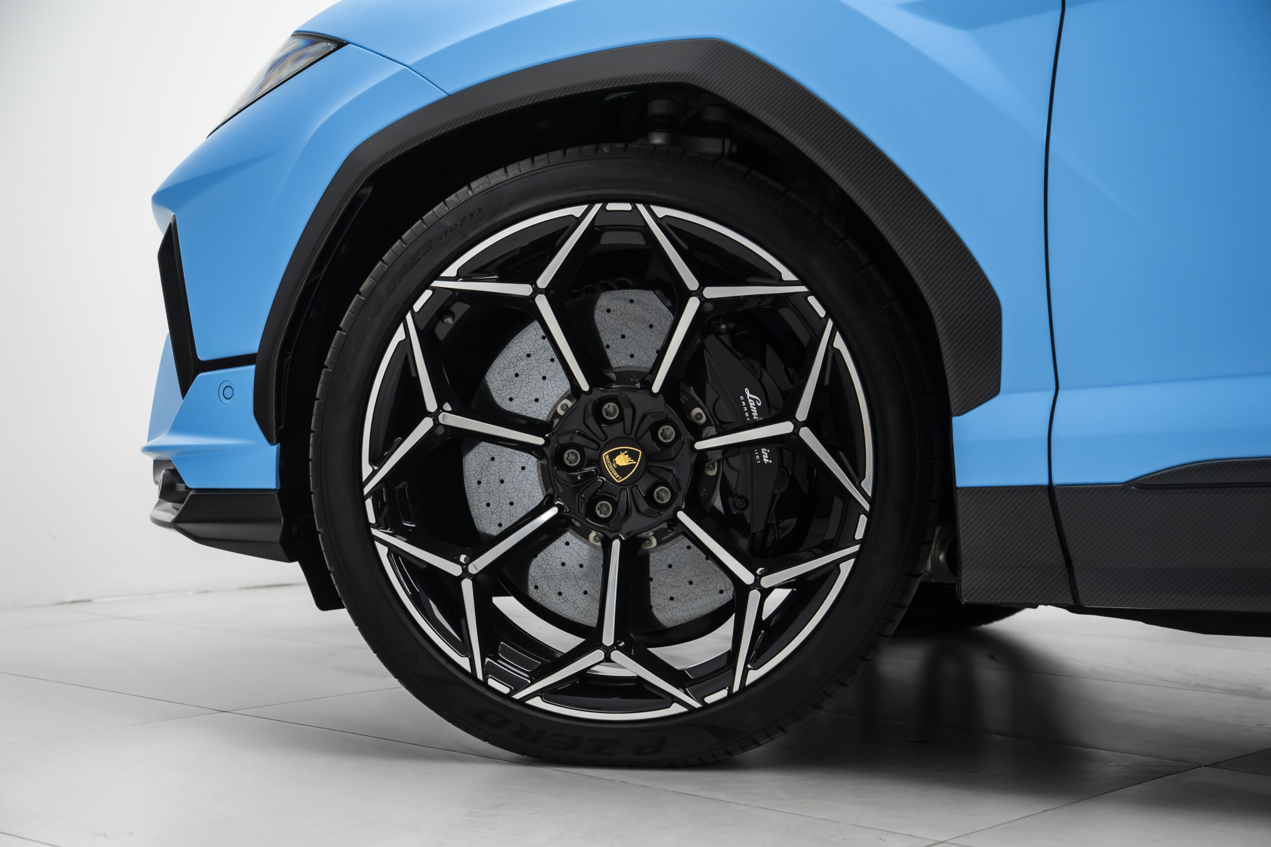 
								2024 Lamborghini Urus Performante full									