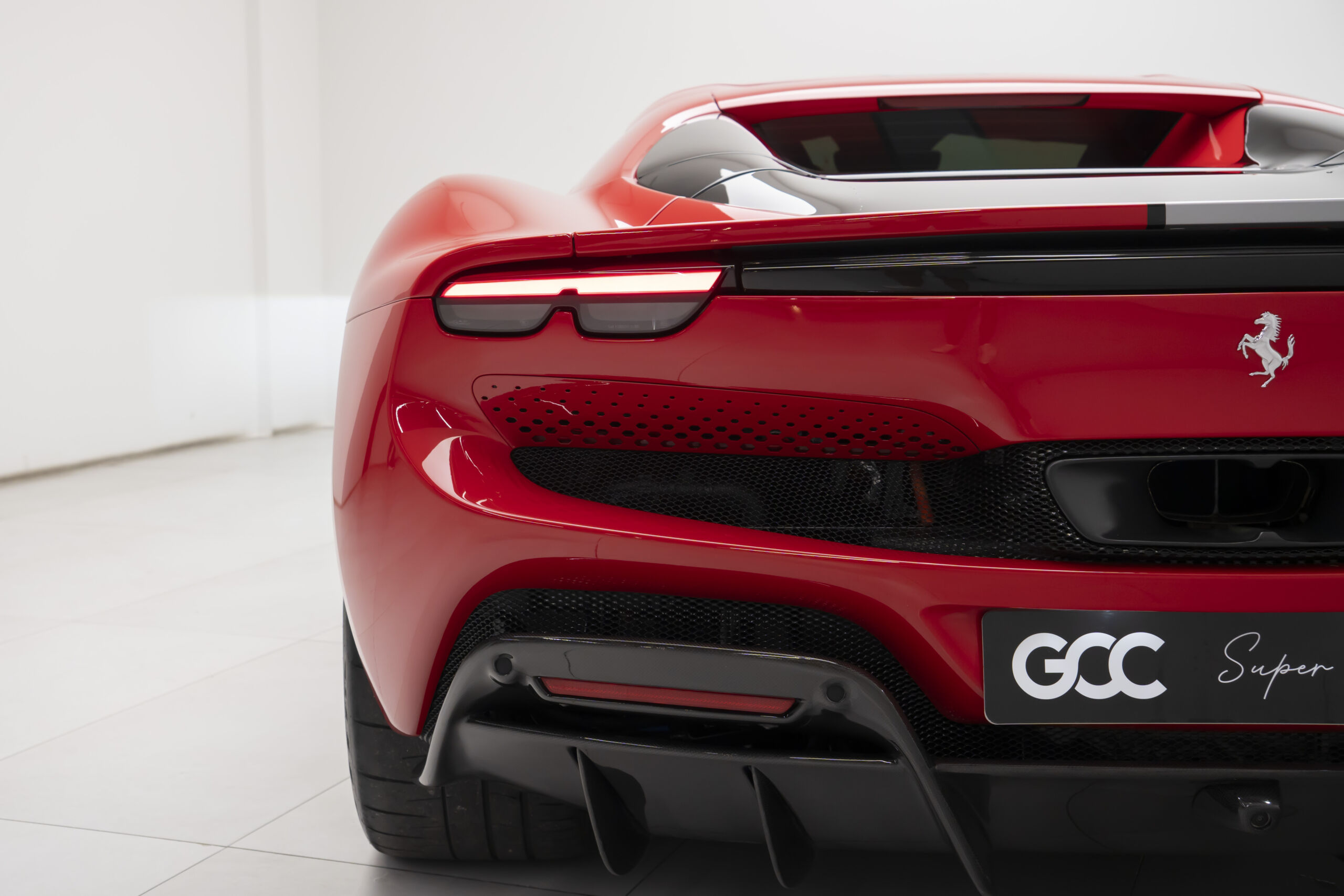
								2024 FERRARI 296 GTS full									