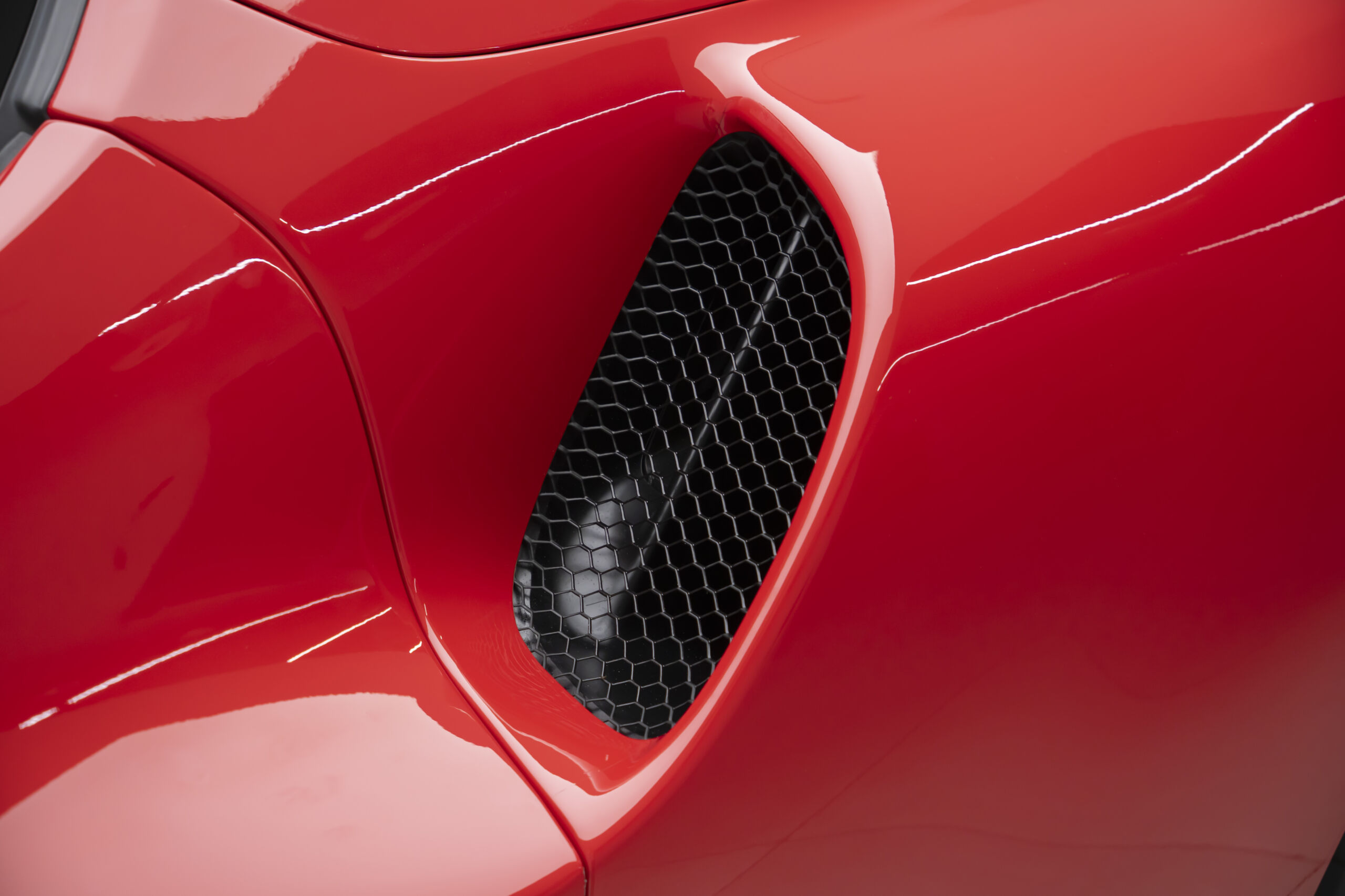 
								2024 FERRARI 296 GTS full									