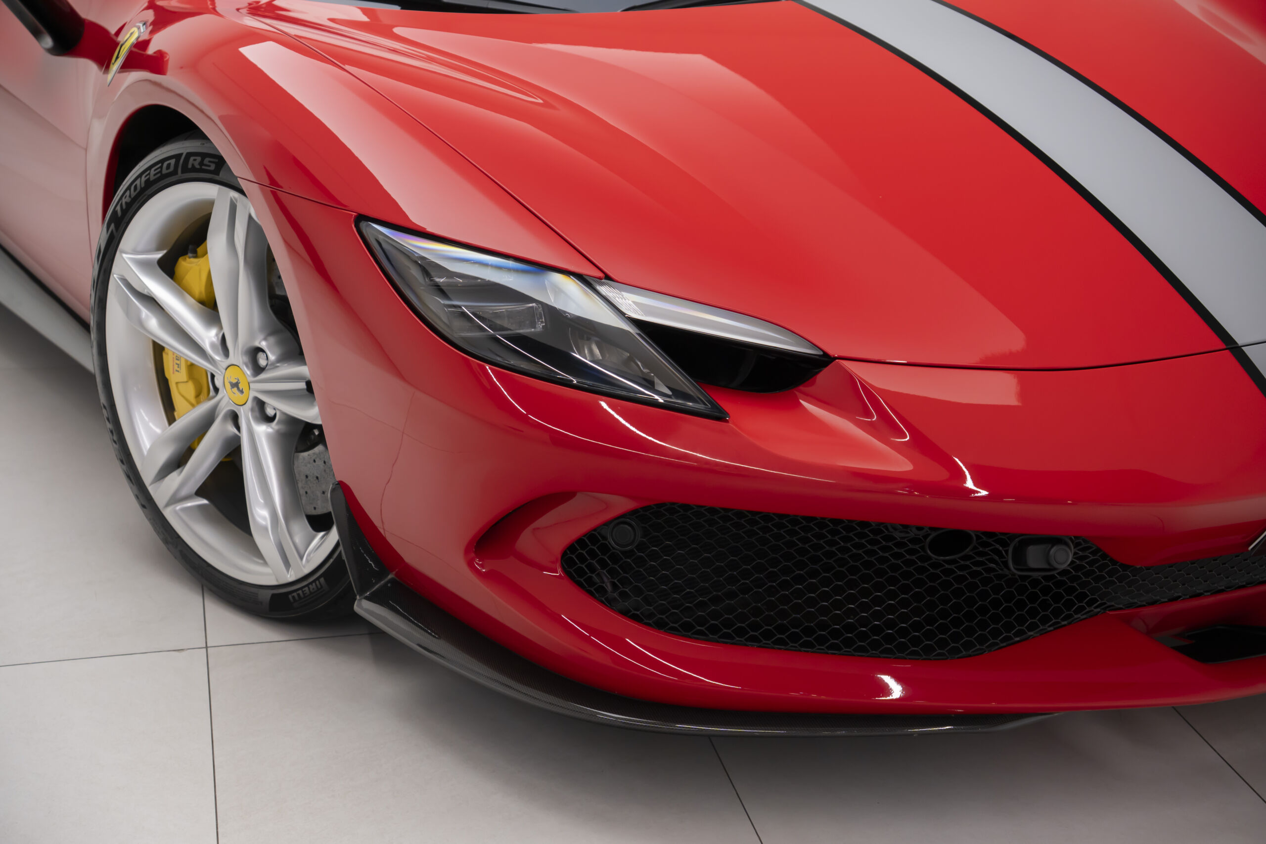 
								2024 FERRARI 296 GTS full									