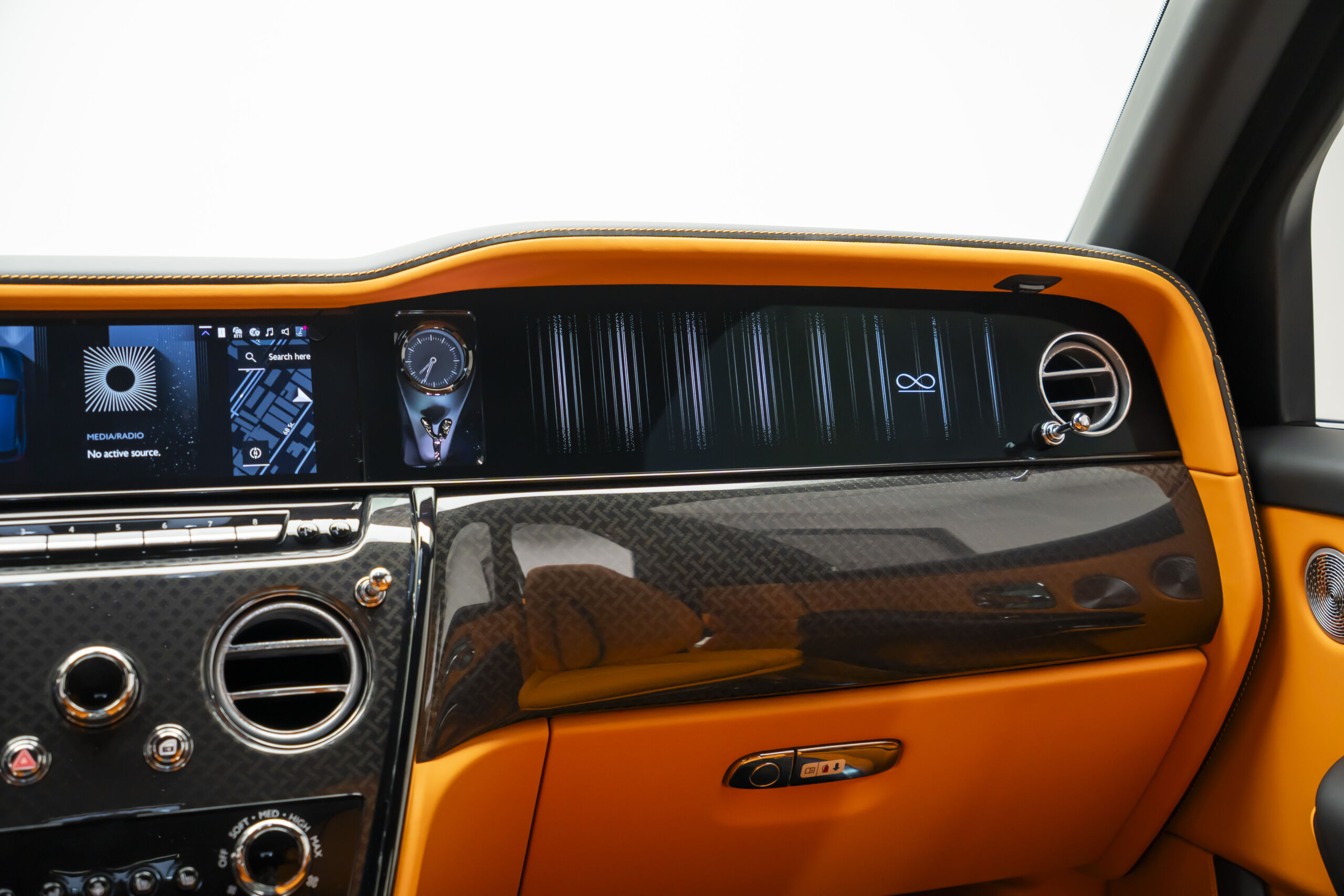 
								BRAND NEW 2026 ROLLS-ROYCE BLACK BADGE CULLINAN SERIES II full									