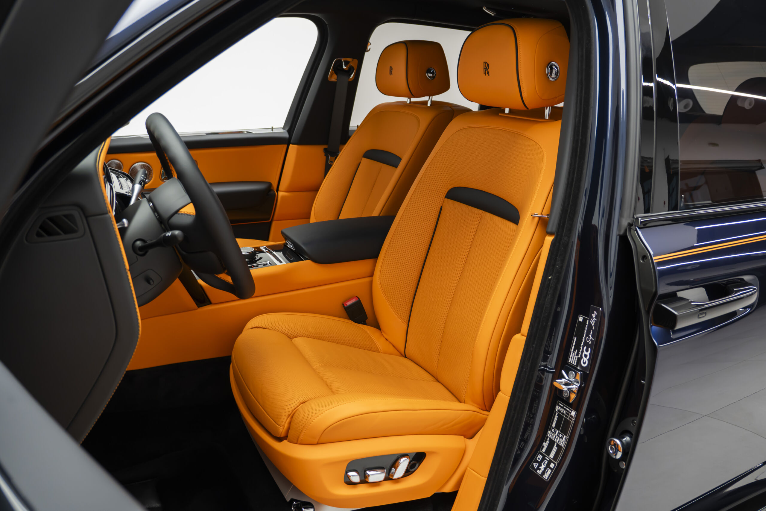 
								BRAND NEW 2026 ROLLS-ROYCE BLACK BADGE CULLINAN SERIES II full									