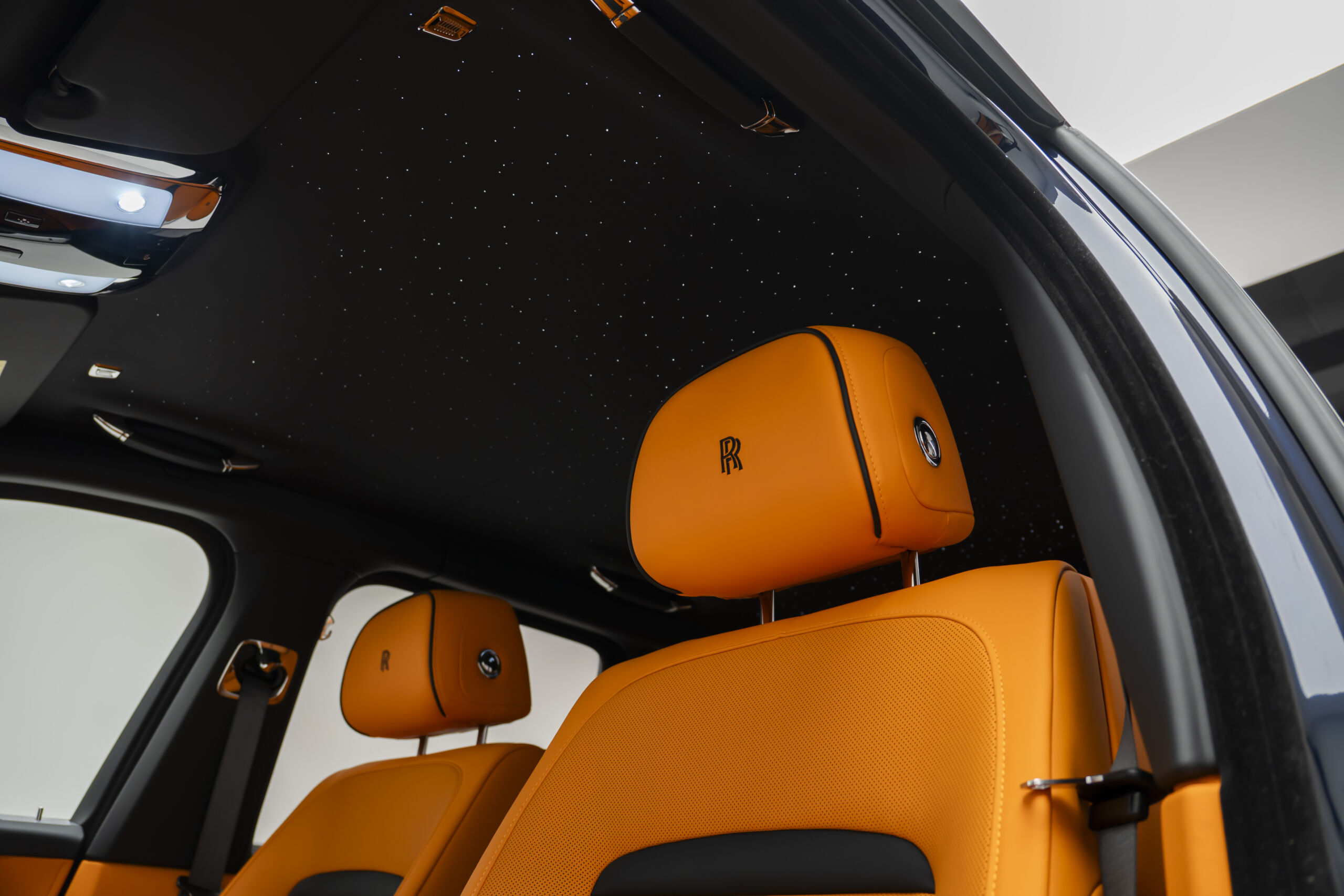 
								BRAND NEW 2026 ROLLS-ROYCE BLACK BADGE CULLINAN SERIES II full									