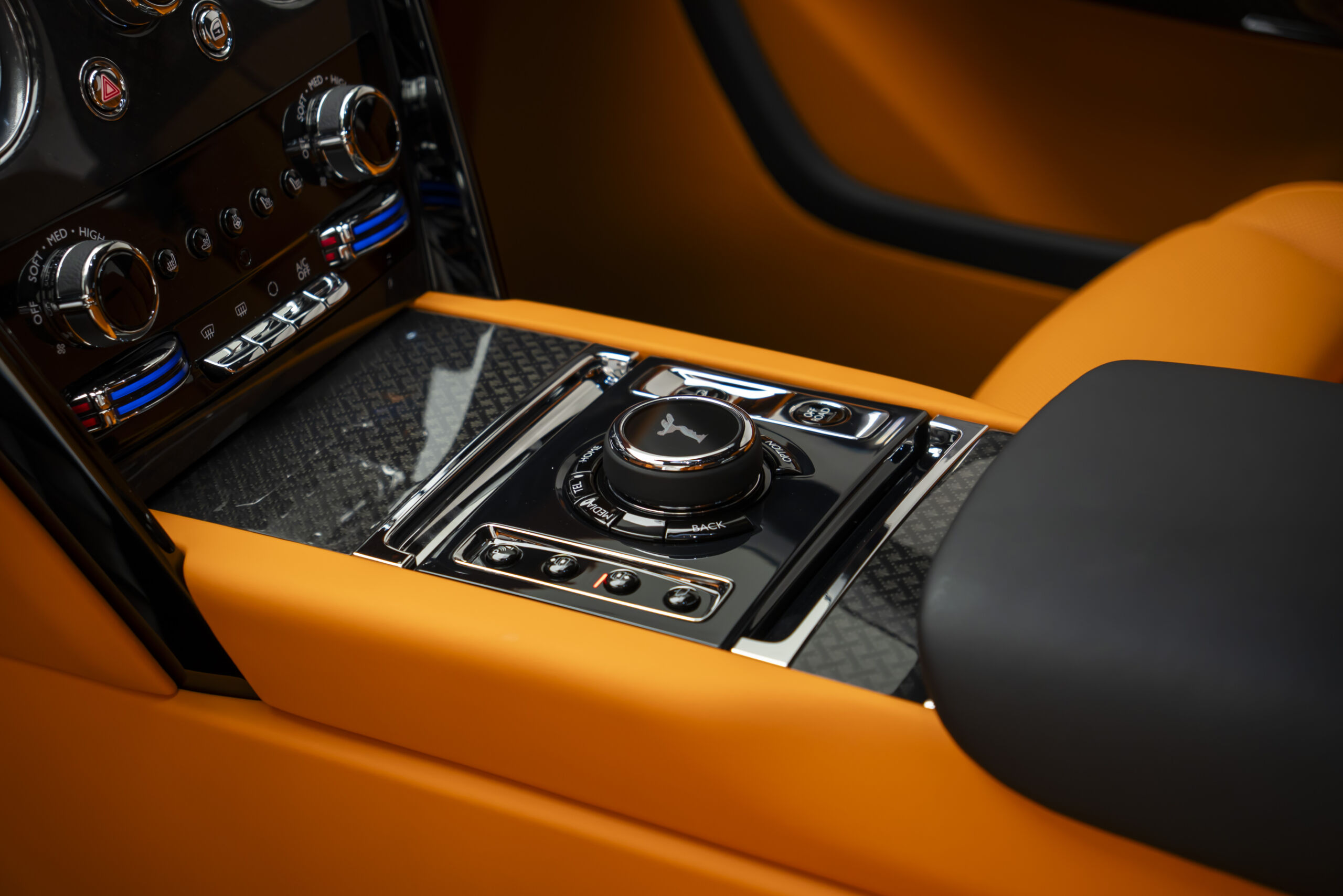 
								BRAND NEW 2026 ROLLS-ROYCE BLACK BADGE CULLINAN SERIES II full									