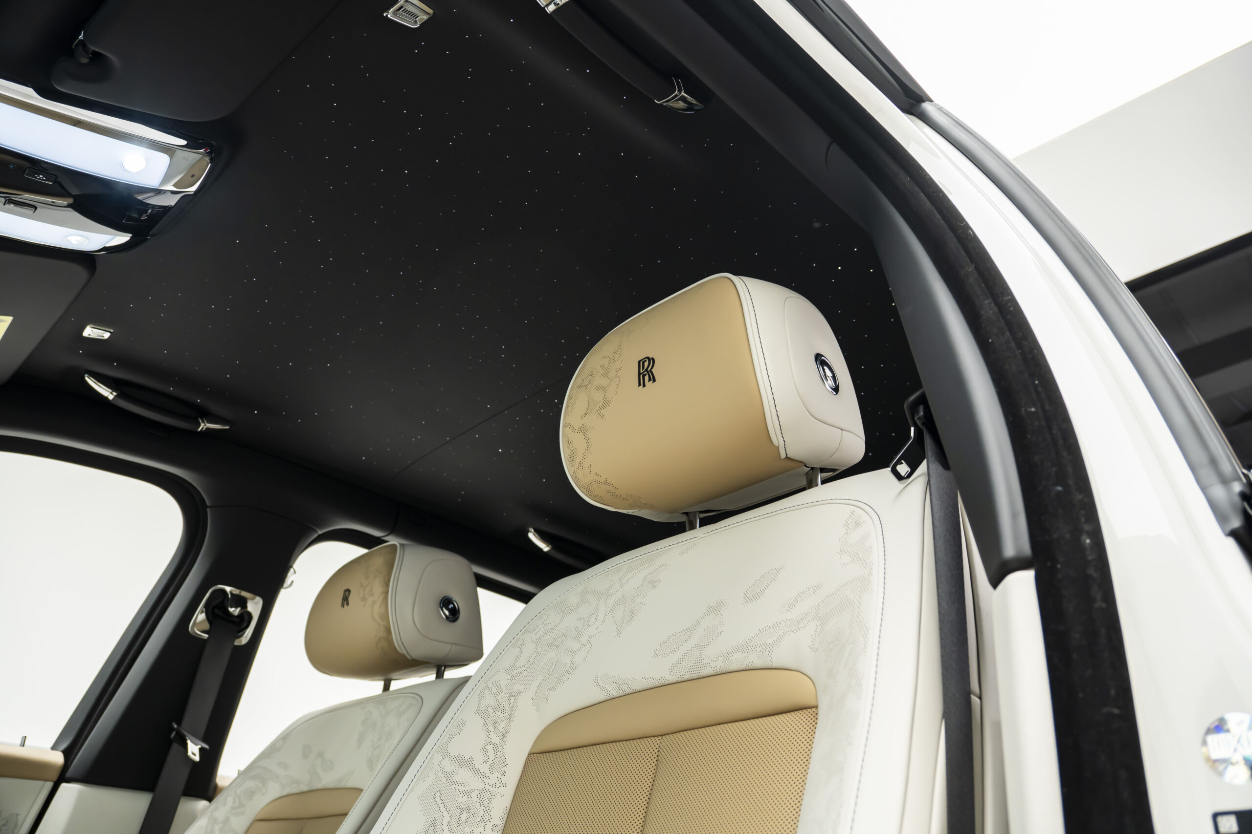
								2026 ROLLS ROYCE CULLINAN BLACK BADGE SERIES II full									