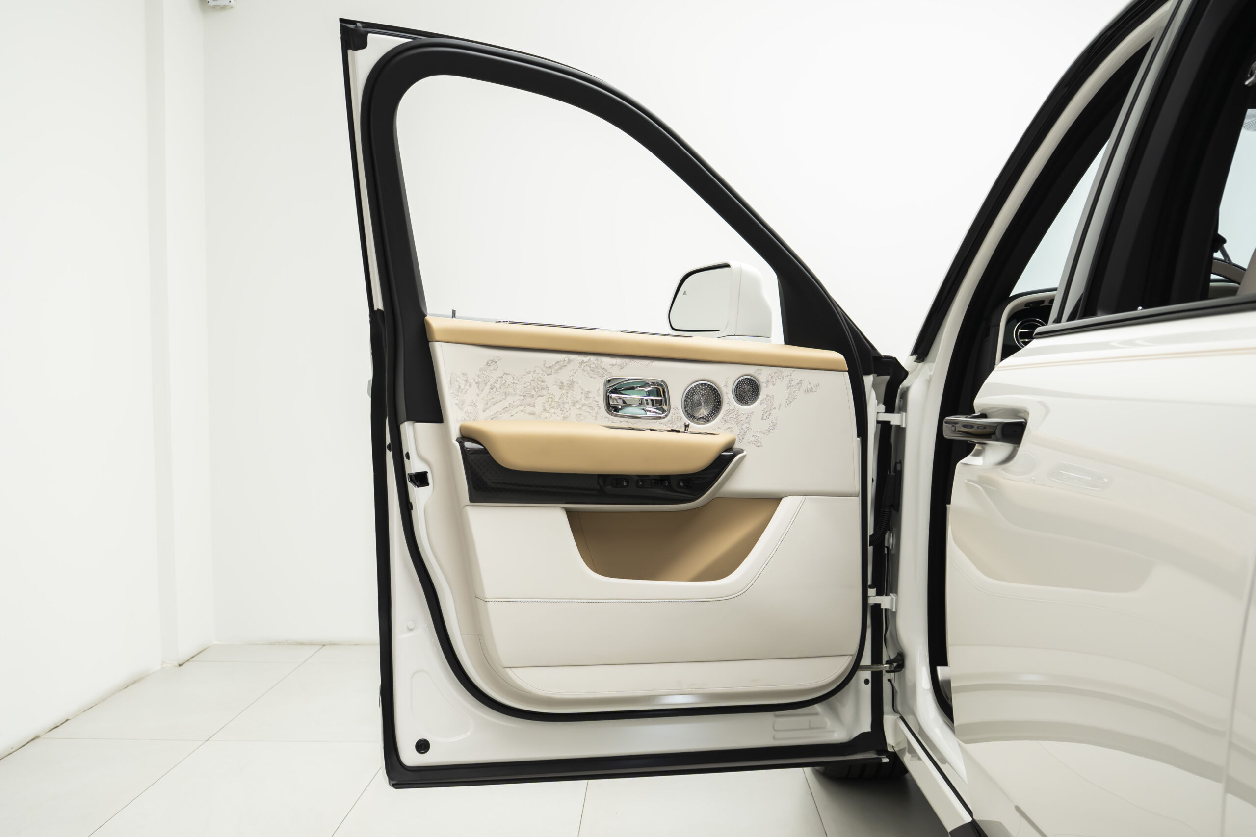 
								2026 ROLLS ROYCE CULLINAN BLACK BADGE SERIES II full									