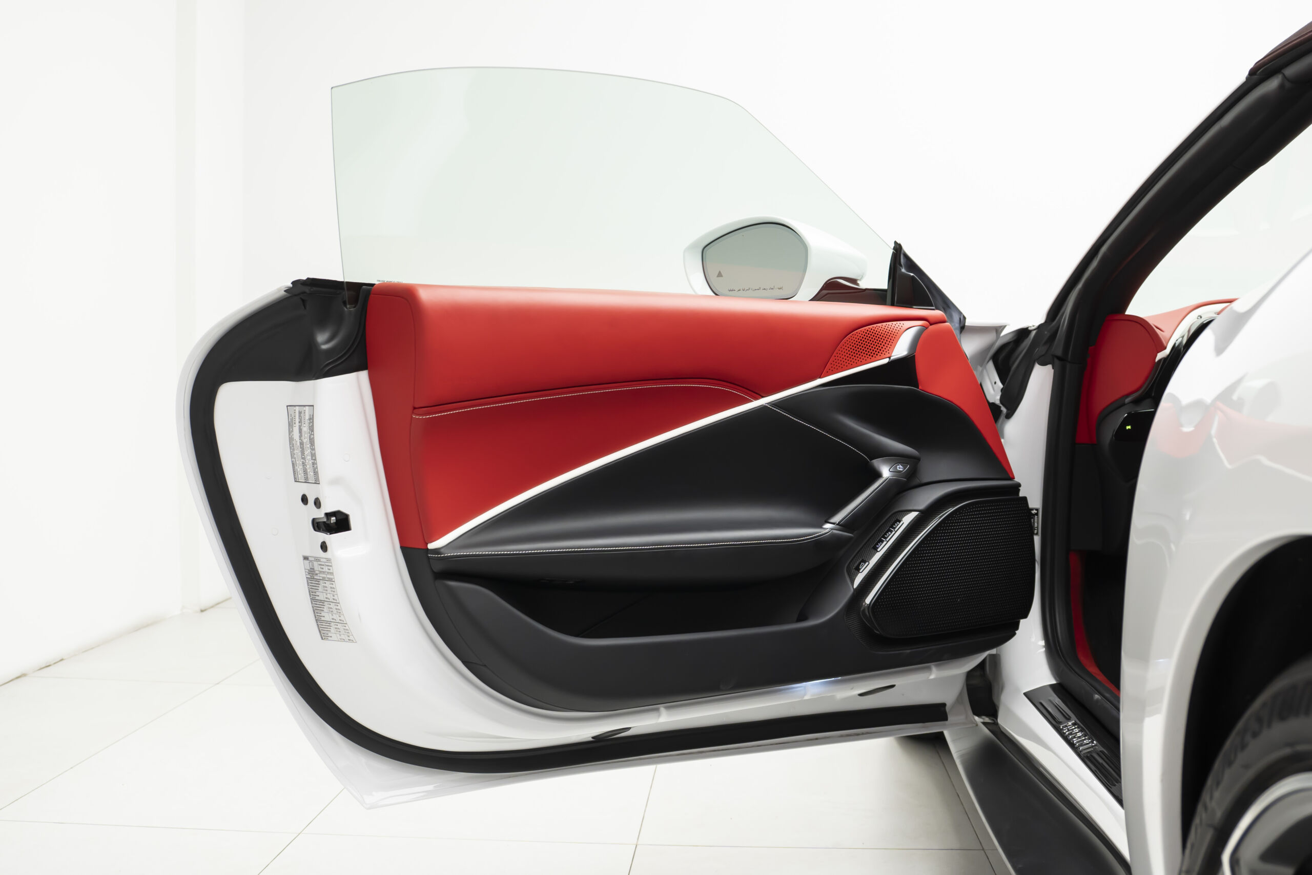 
								2024 FERRARI ROMA SPIDER full									