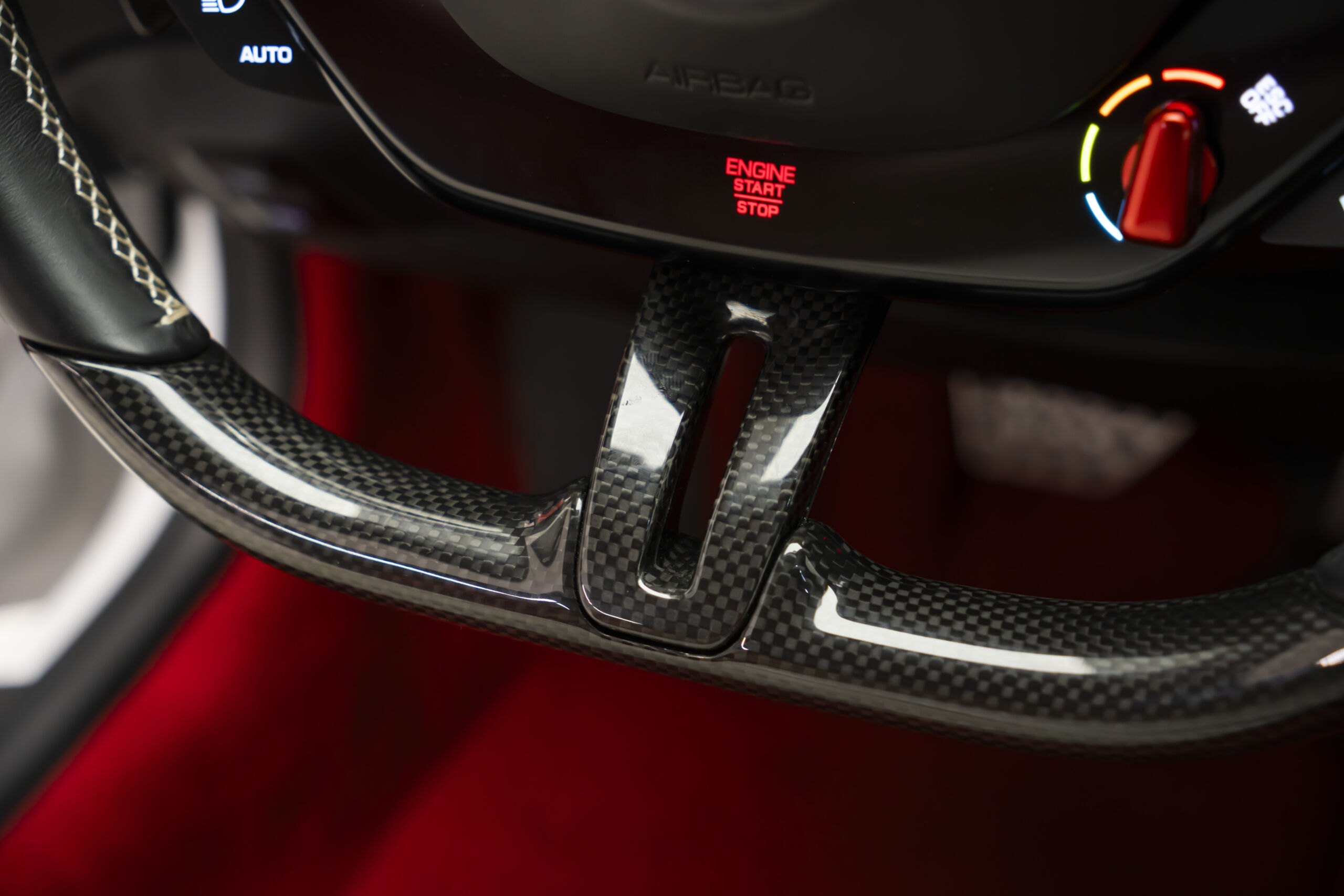 
								2024 FERRARI ROMA SPIDER full									