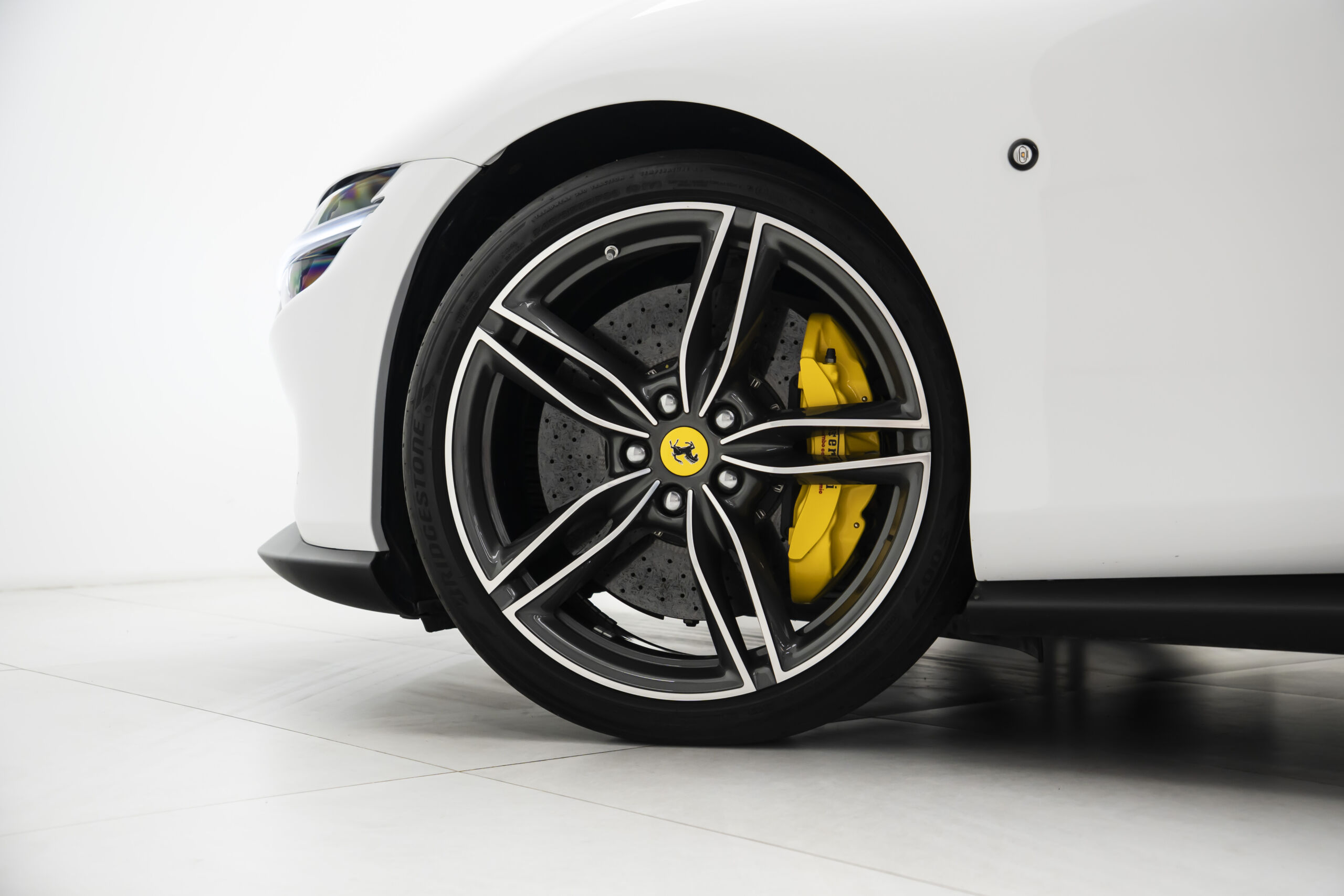 
								2024 FERRARI ROMA SPIDER full									