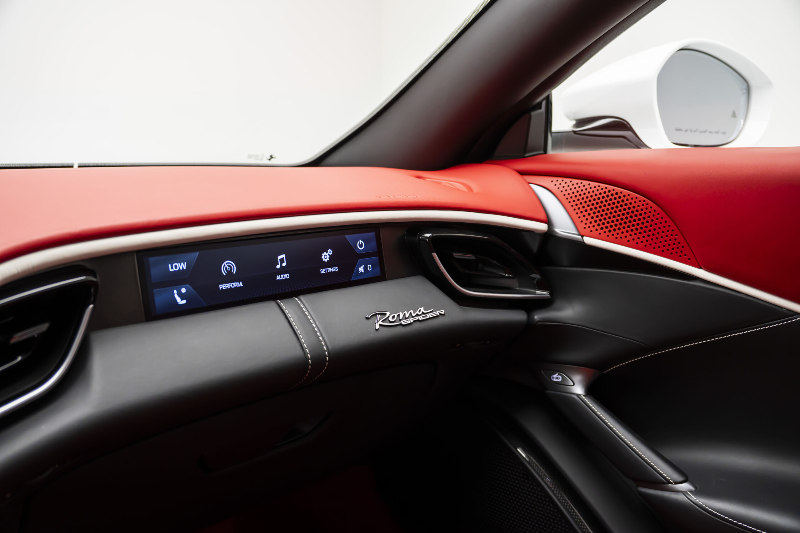 
								2024 FERRARI ROMA SPIDER full									
