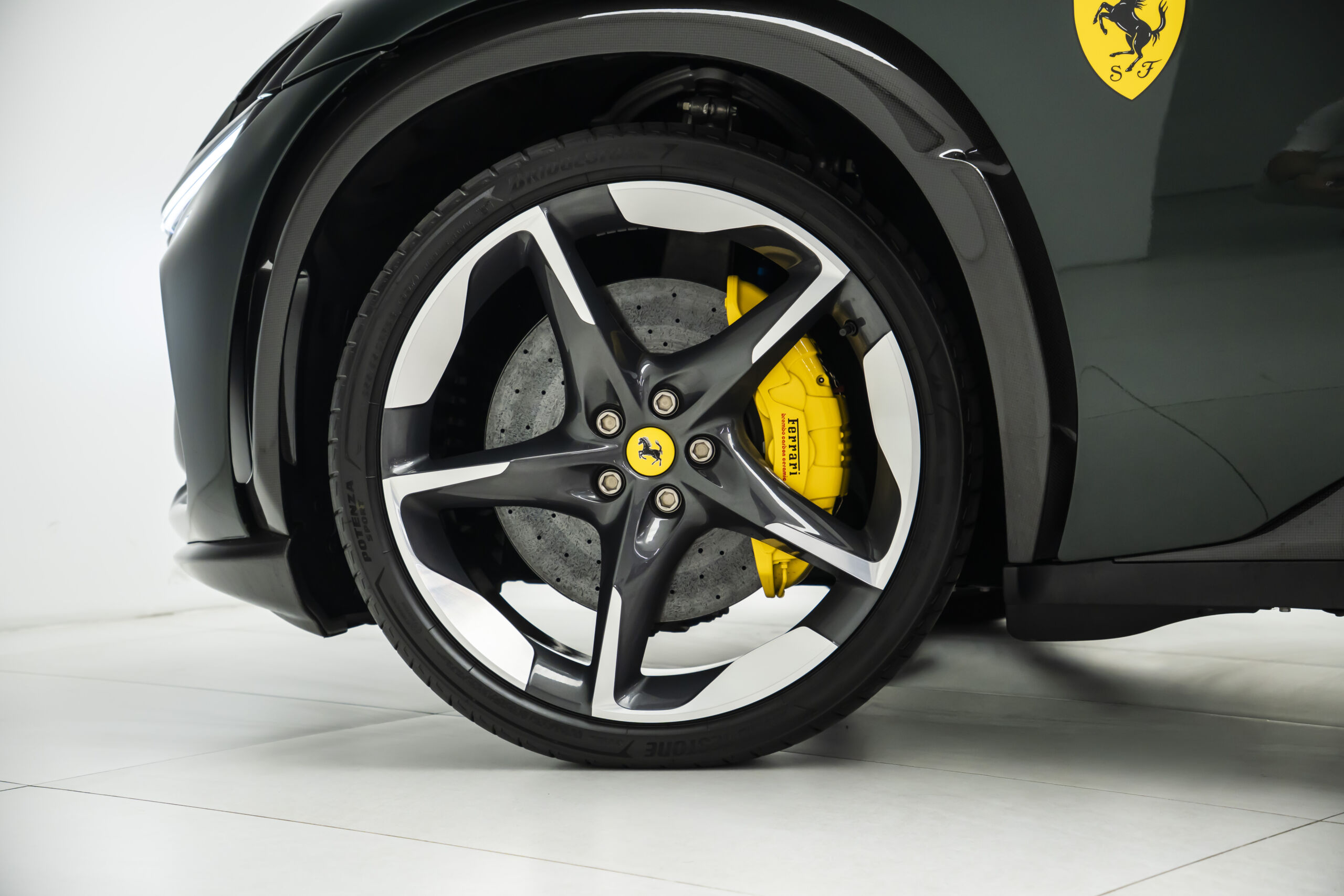 
								2025 FERRARI PUROSANGUE full									
