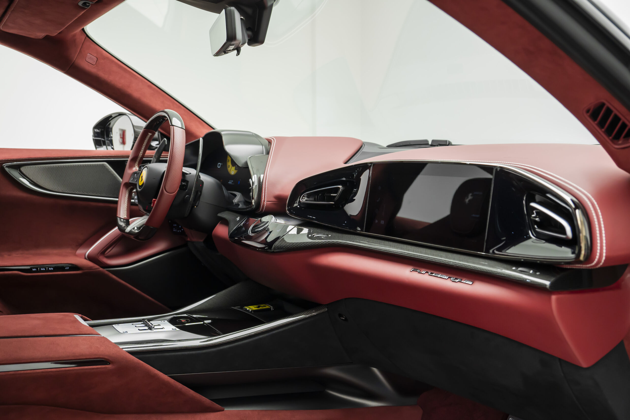 
								2025 FERRARI PUROSANGUE full									